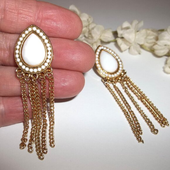 White and Gold Statement Earrings Chain Fringe Post Statement Big Bold Set D048 - Picture 4 of 4